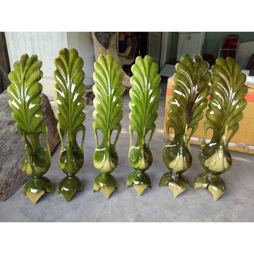 Cặp chim công làm từ gỗ đổi màu